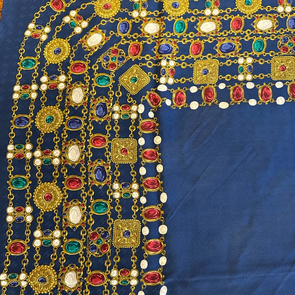 CHANEL Silk Chain Color Stone Scarf Navy Blue CC Coco Mark Logos COA w/ Box - Picture 14 of 14
